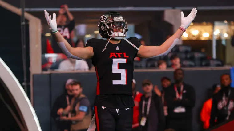 Falcons get major injury updates on Drake London, Darnell Mooney before Vikings game